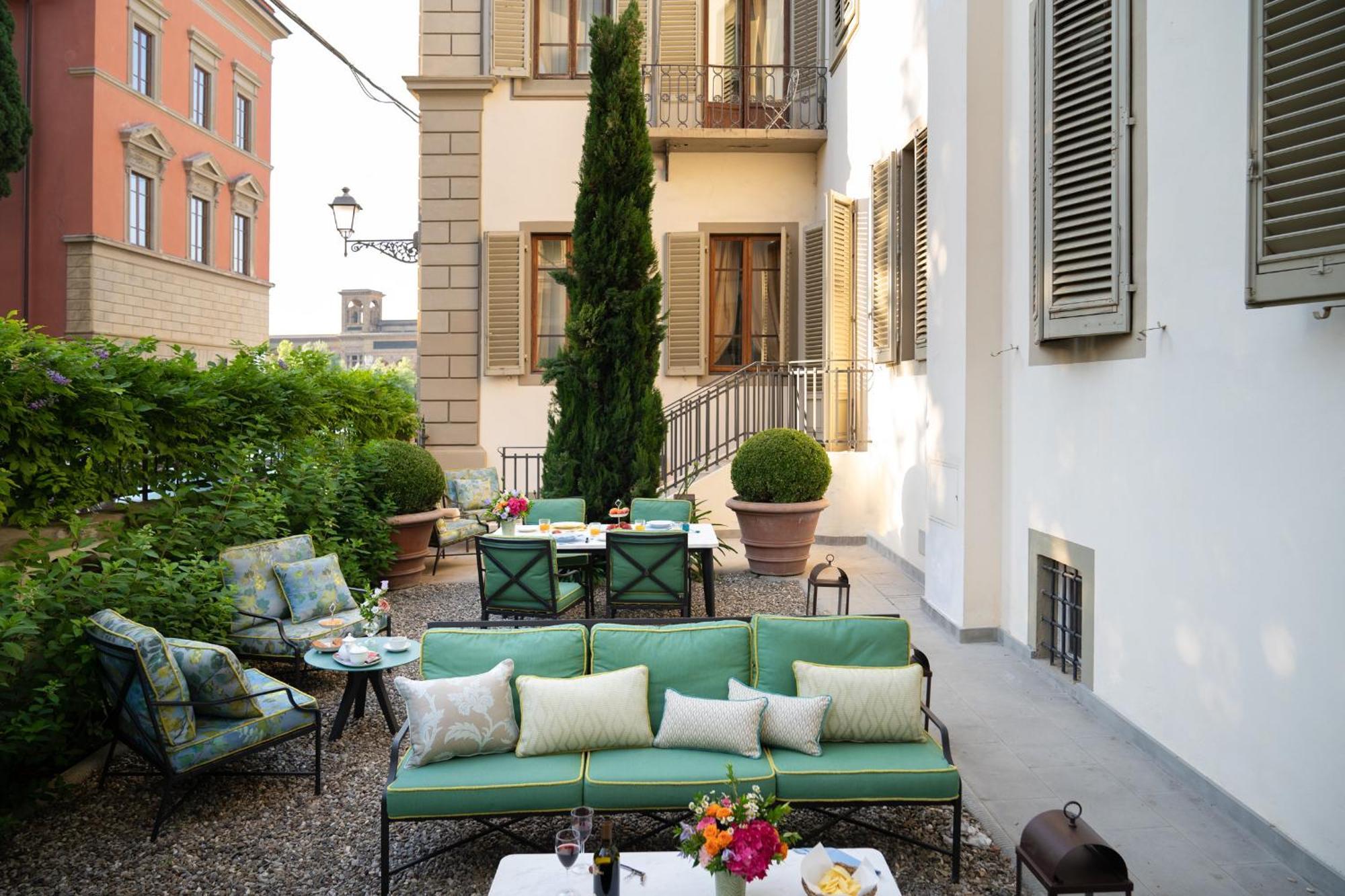 Serristori Palace Residence Florencia Exterior foto