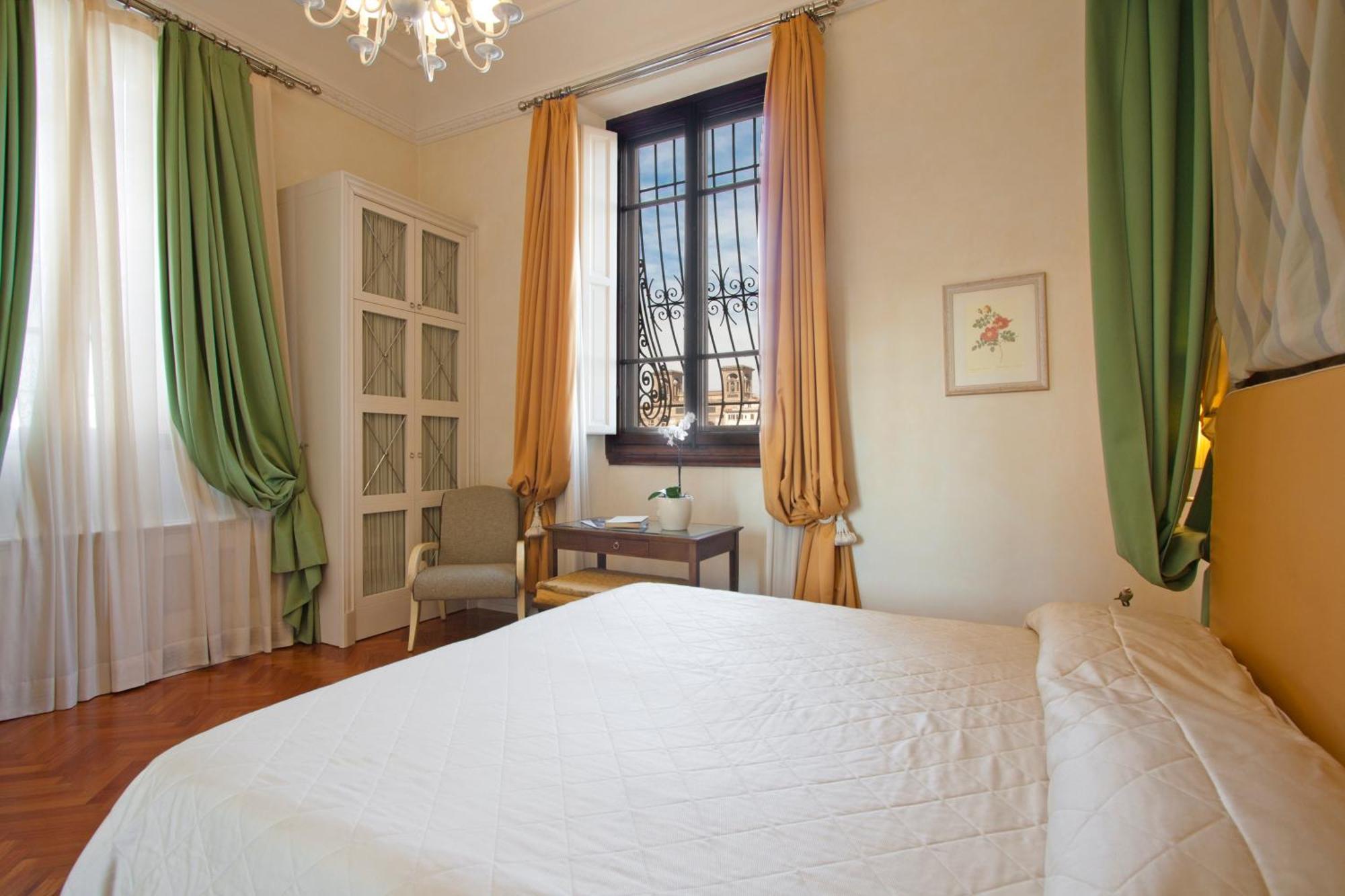 Serristori Palace Residence Florencia Exterior foto