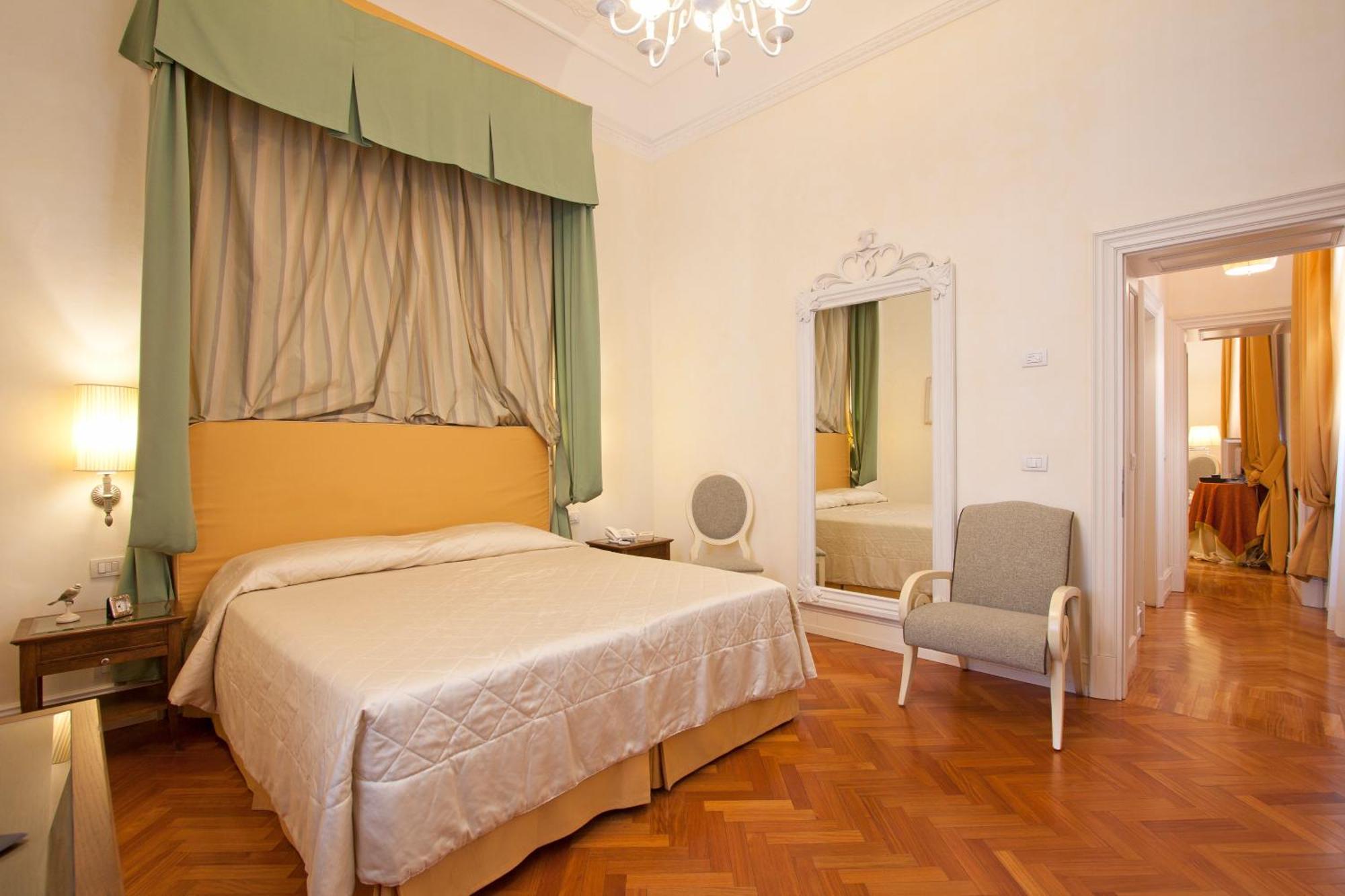 Serristori Palace Residence Florencia Habitación foto