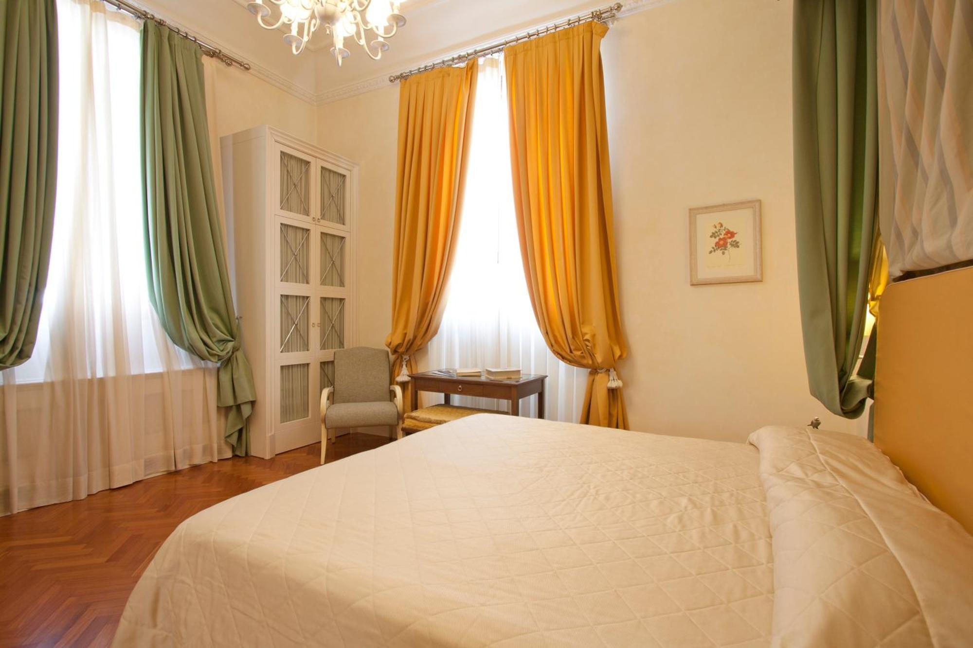 Serristori Palace Residence Florencia Habitación foto